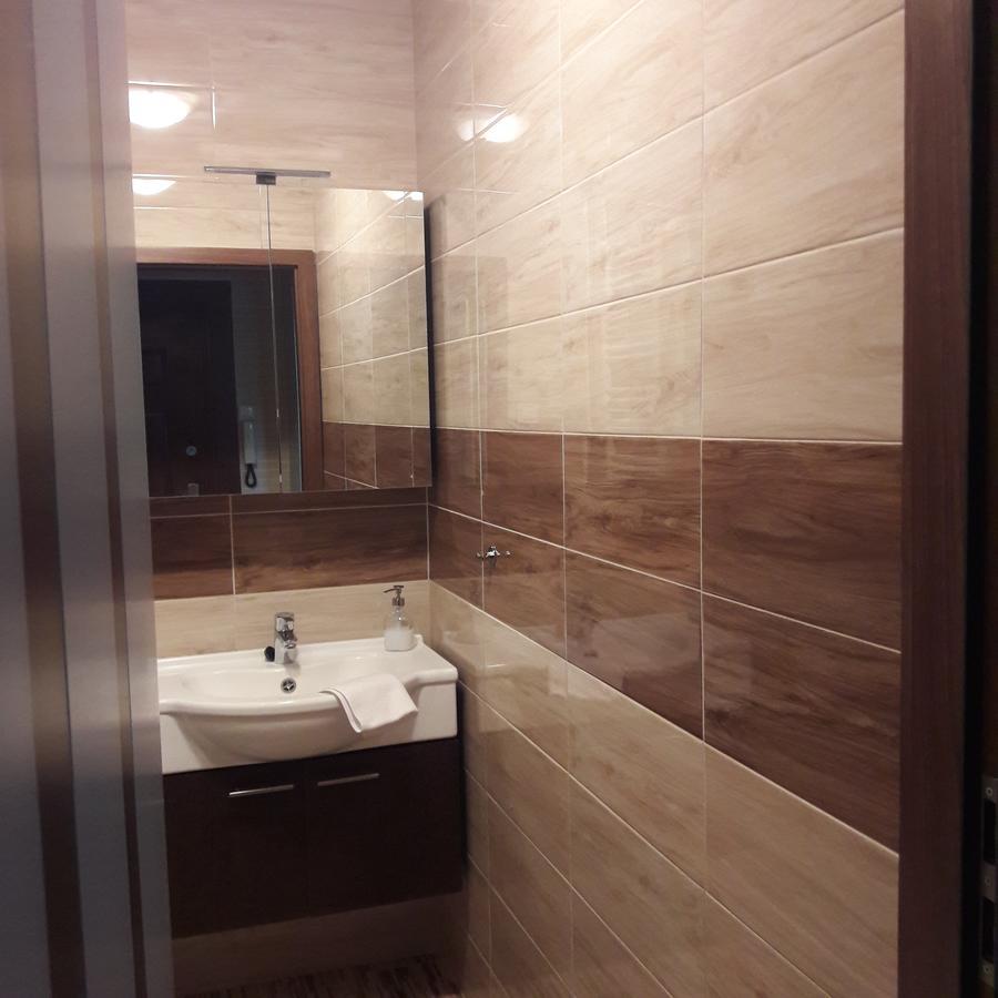 Studio 18 Apartman Kazincbarcika Luaran gambar