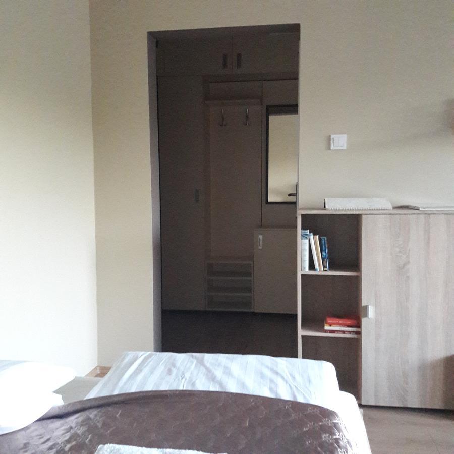 Studio 18 Apartman Kazincbarcika Luaran gambar